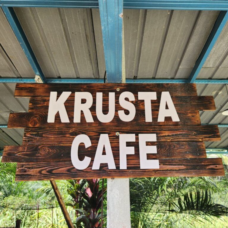 Papan Tanda KrustaCafe